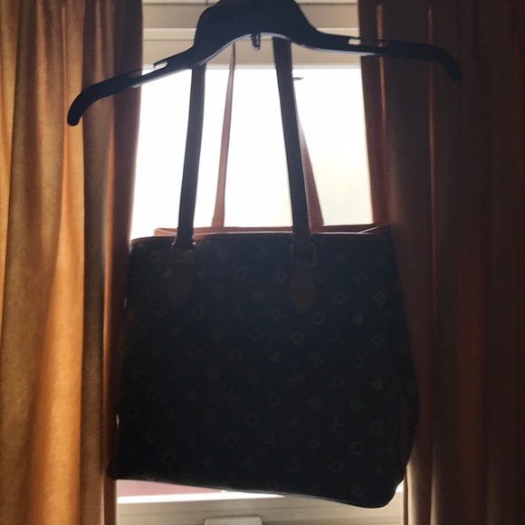 Dooney & Bourke purse - Picture 5 of 8